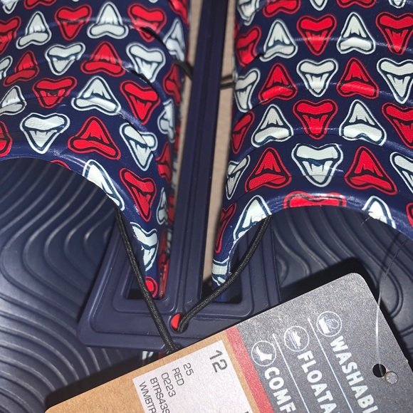 Rugged Shark Little and Big Kids Shark Week Clog Shoes, Sizes 12 - Picture 7 of 12